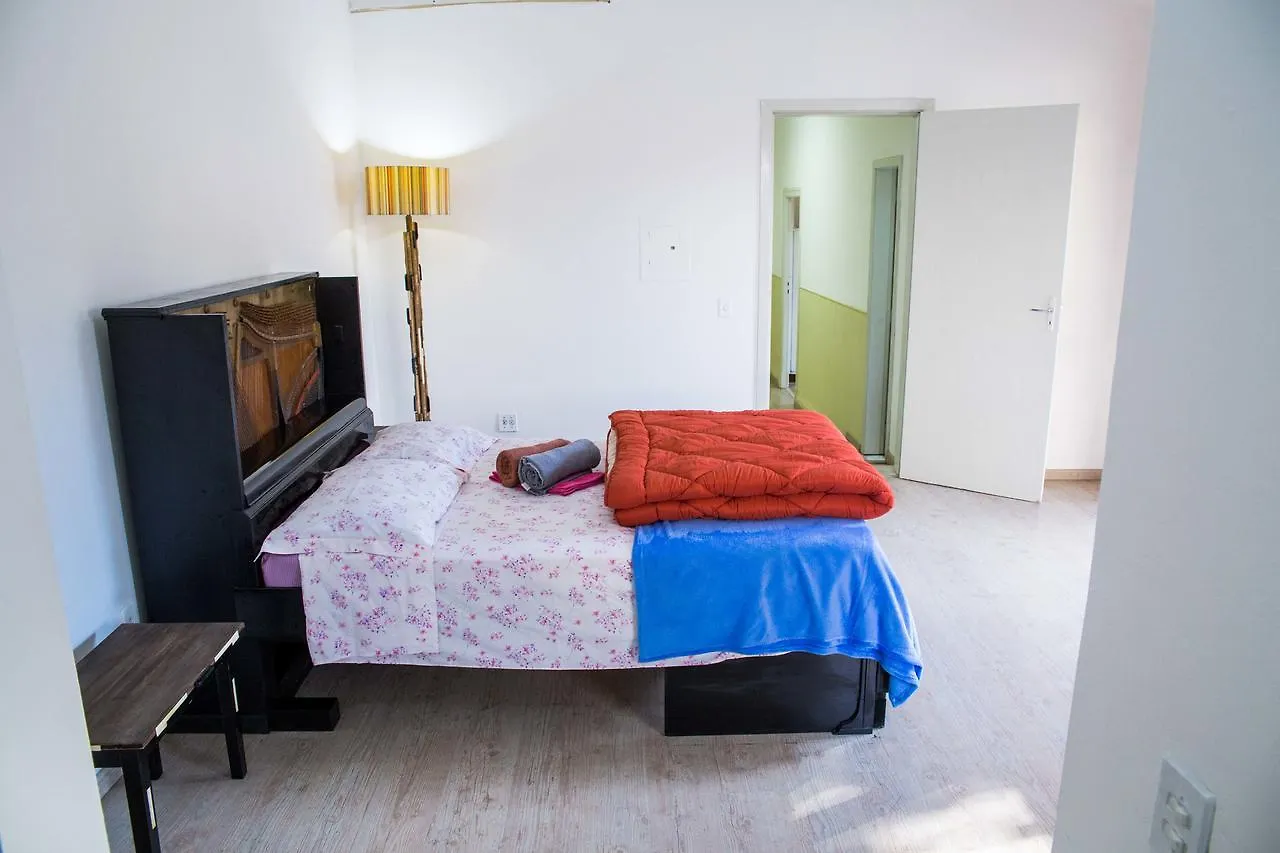 Piano B&B + Coworking Порту-Алегри 2*,