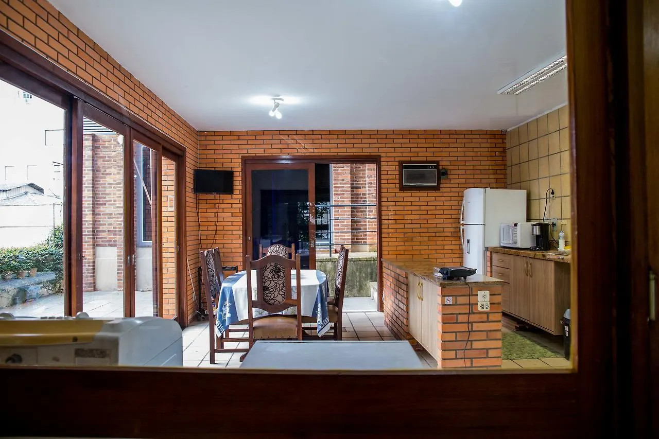 Piano B&B + Coworking Porto Alegre 2*,  Brazil